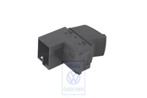 Drucktaster für elektrische Klappenschlossbetätigung AUDI / VOLKSWAGEN 1J0959831A01C