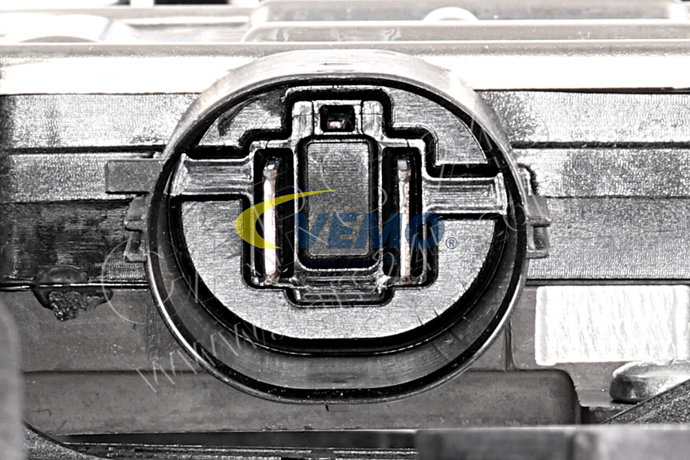 Lüfter, Motorkühlung VEMO V48-01-0006 2