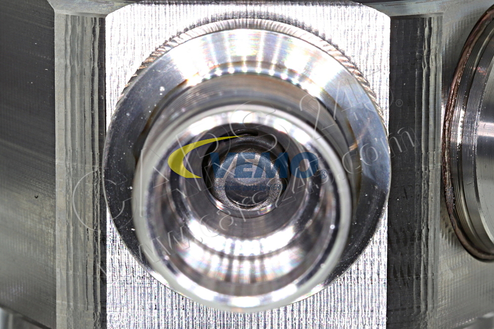 Hochdruckpumpe VEMO V30-25-0007 3