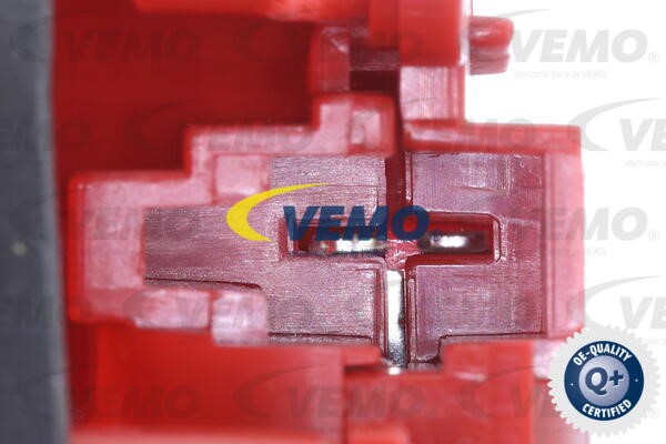 Zusatzbremsleuchte VEMO V40-84-0018 2
